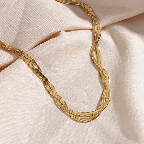 Colar Dourado Trançado 18K