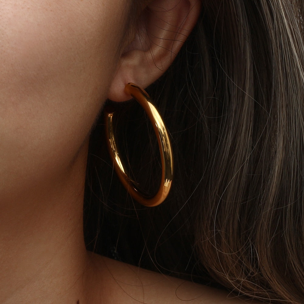 Brinco de Argola Liso Dourado