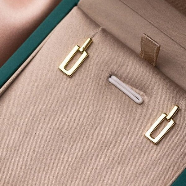 Brinco Dourado Retangular