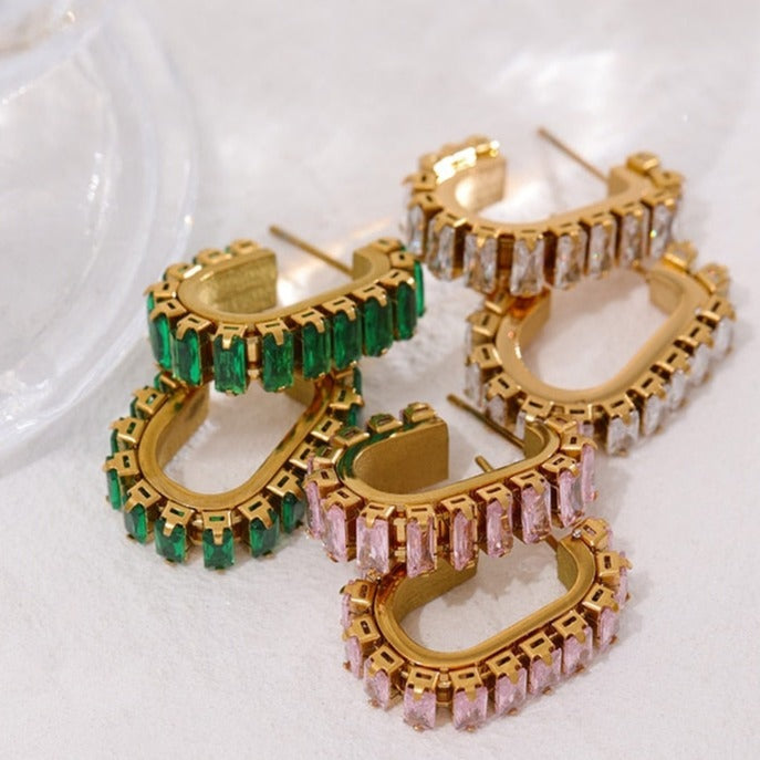 Brinco Dourado com Pedra Zircônia