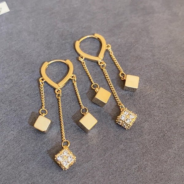 Brinco Argola Dourado Triângulos