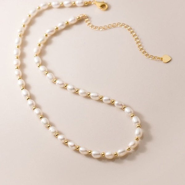 Colar de Pérolas de Água Doce Dourado