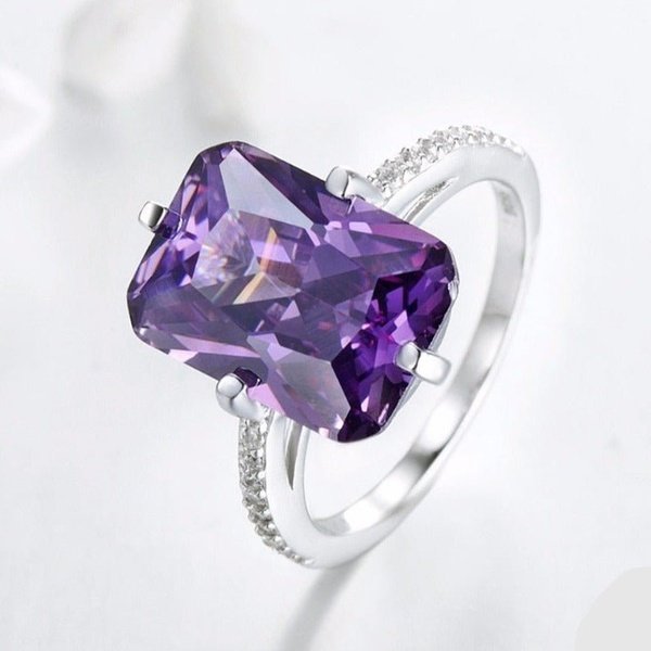 Anel Solitário Zircônia Violeta Prata
