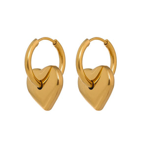 Brinco de Argola com Coração 18K