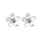 Brinco de Prata Flor Pétala Branca