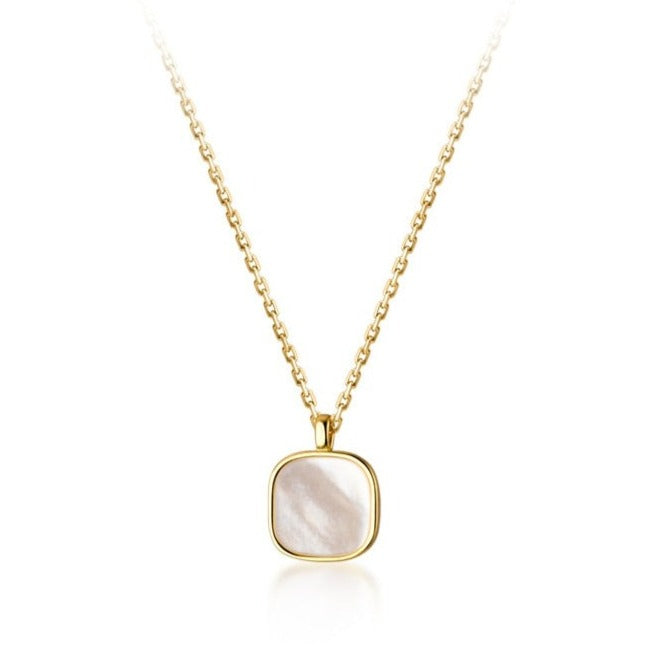 Colar Dourado Pingente Quadrado