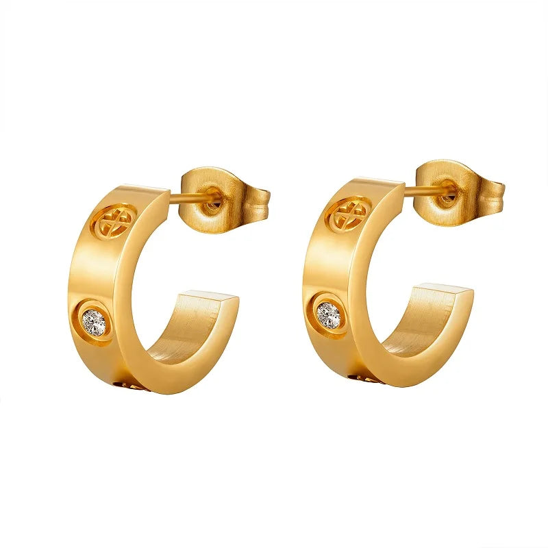 Brinco Meia Argola com Zircônia