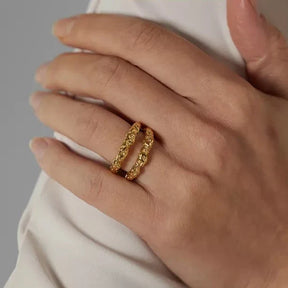 Anel Dourado Irregular 18K