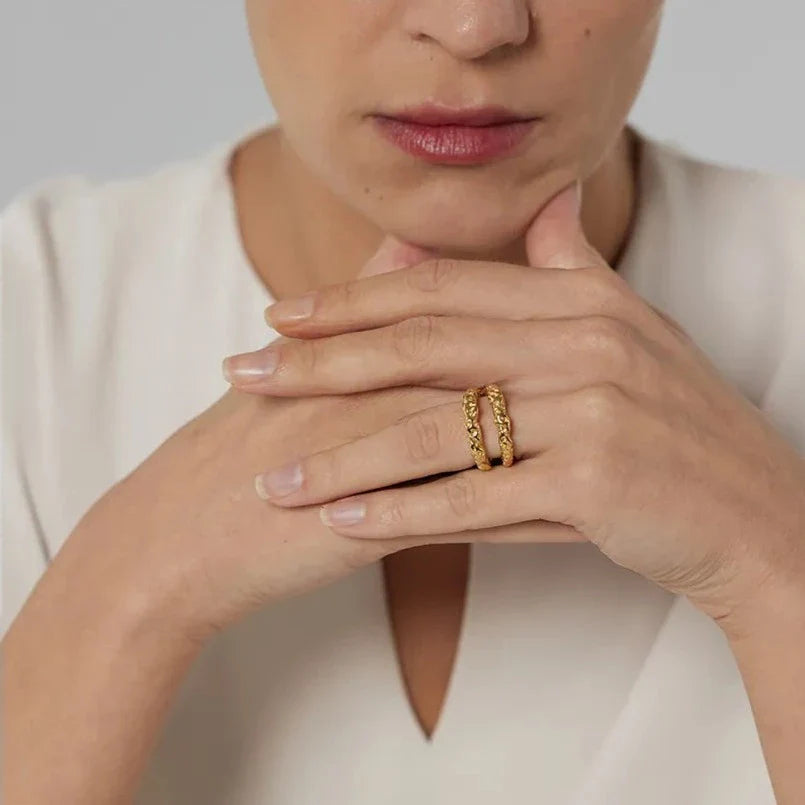 Anel Dourado Irregular 18K