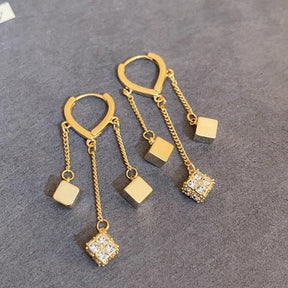 Brinco Argola Dourado Triângulos