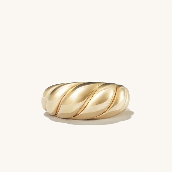 Anel Dourado Torcido