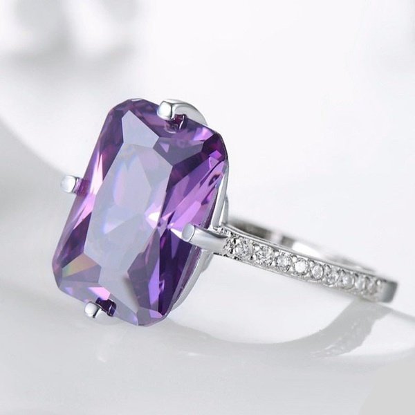 Anel Solitário Zircônia Violeta Prata