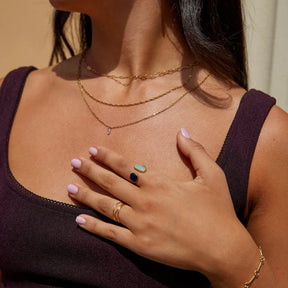 Anel Dourado Ajustável Pedra Negra e Azul